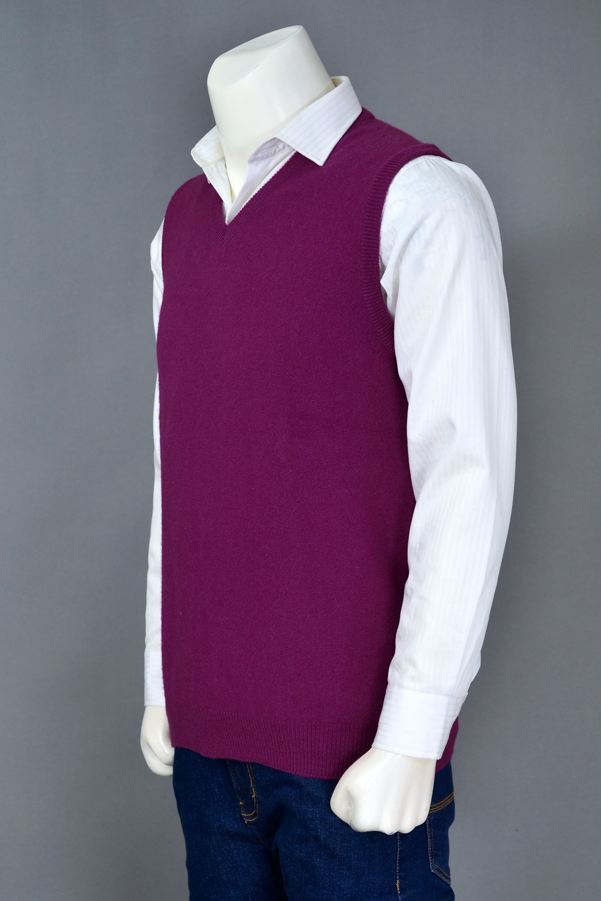 100% Super Lambswool Plain Sleeveless