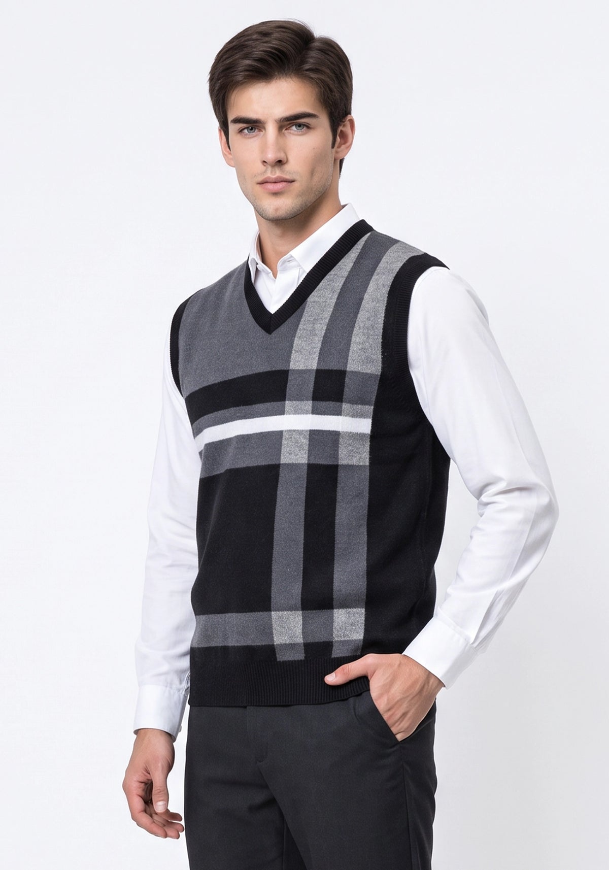 100% Lambswool Black Sleeveless