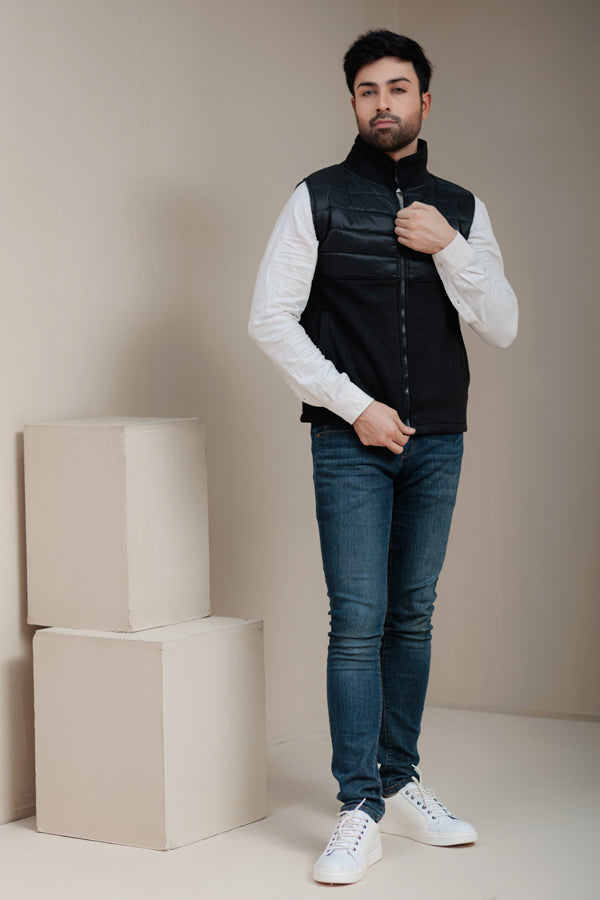 Sleeveless Fleece Jacket