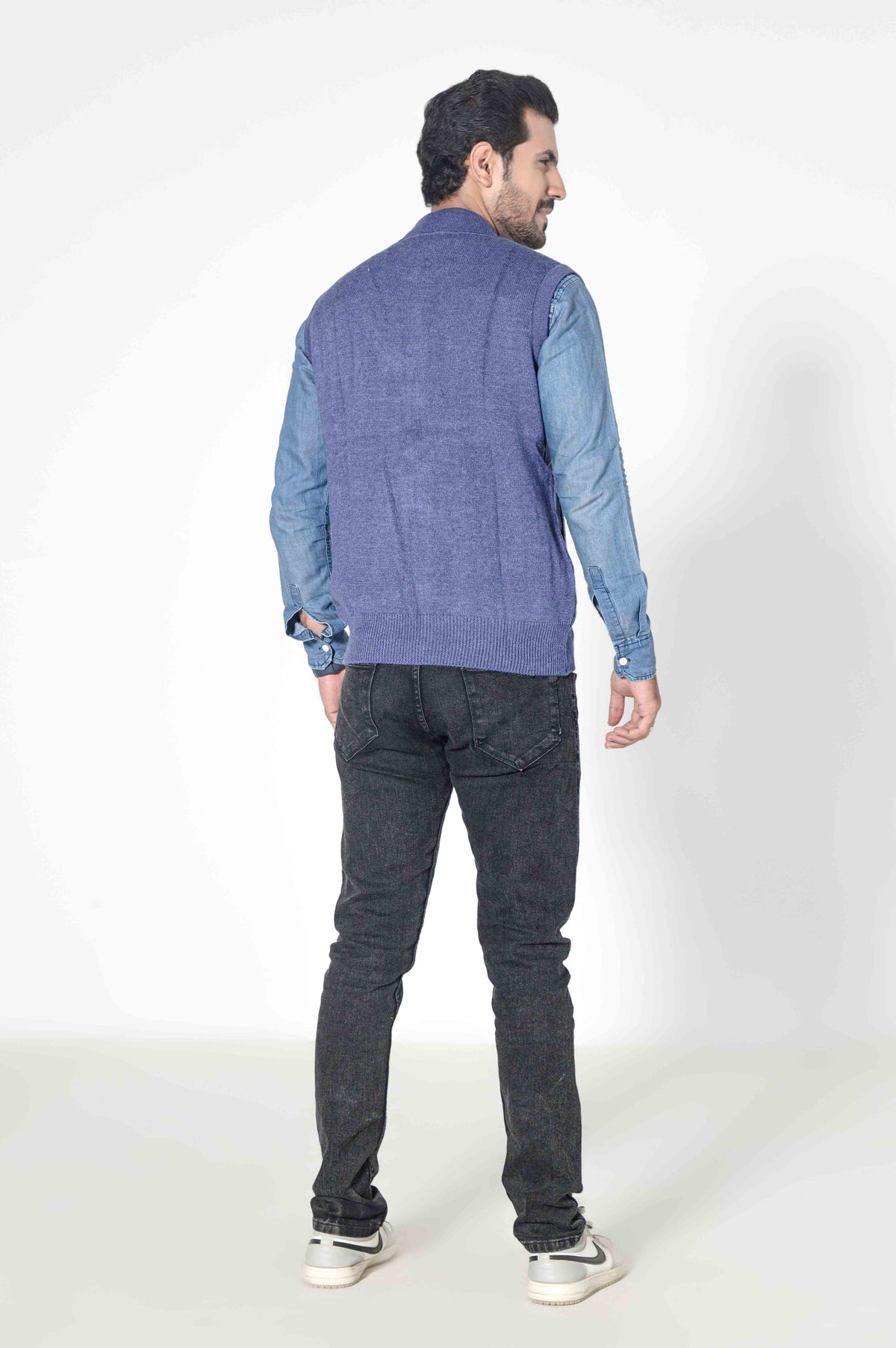 Soft Acrylic Wool Sleeveless Zipper Sweater