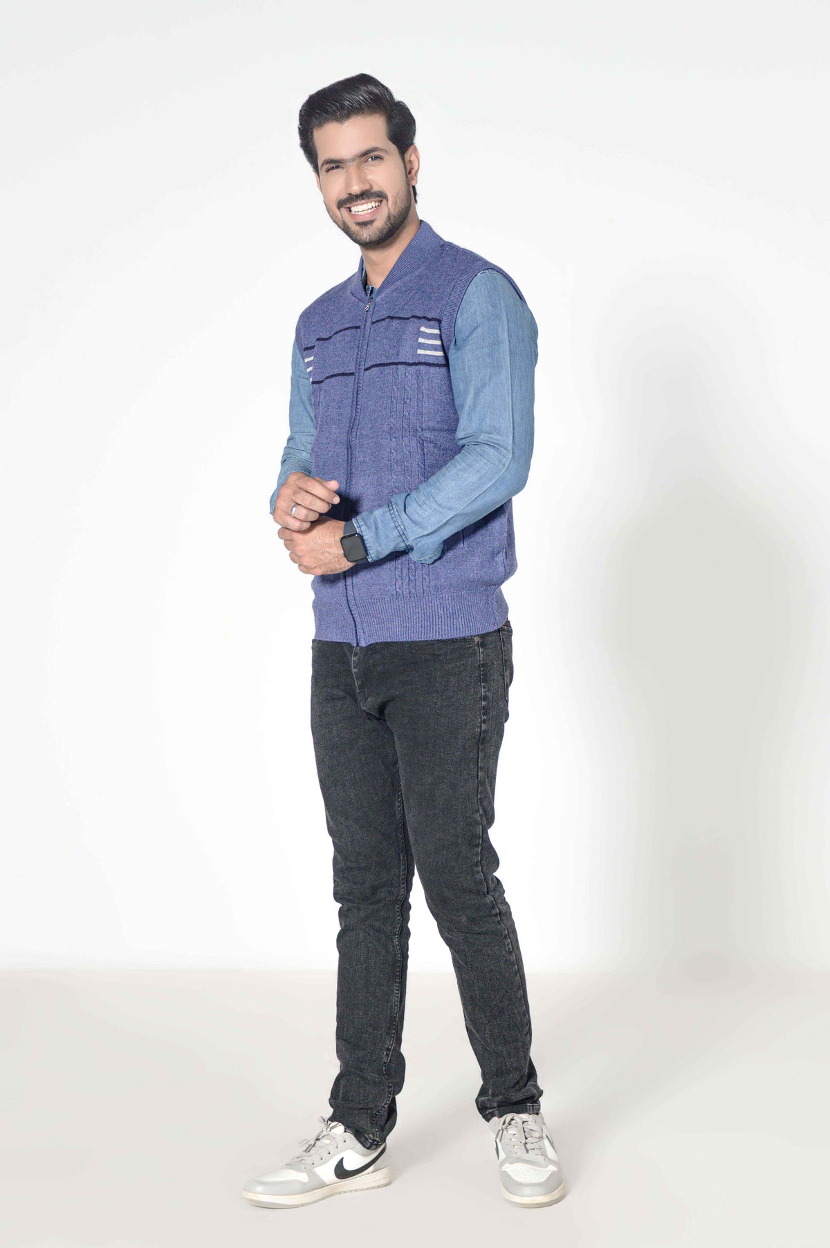 Soft Acrylic Wool Sleeveless Zipper Sweater