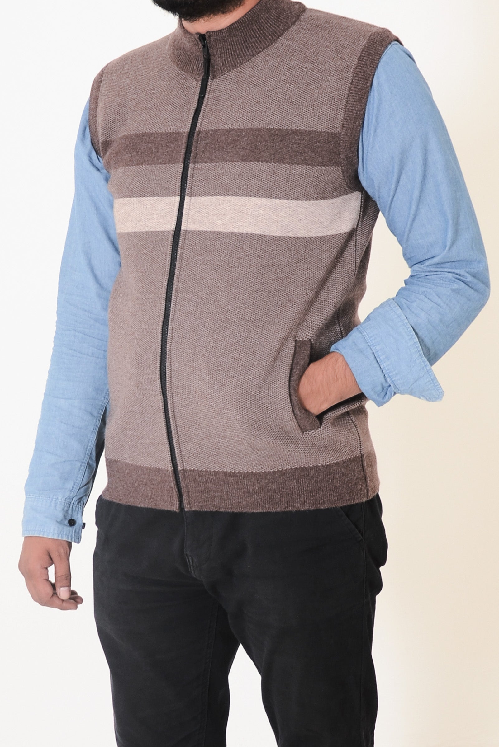 Soft Acrylic Wool Sleeveless Zipper Sweater