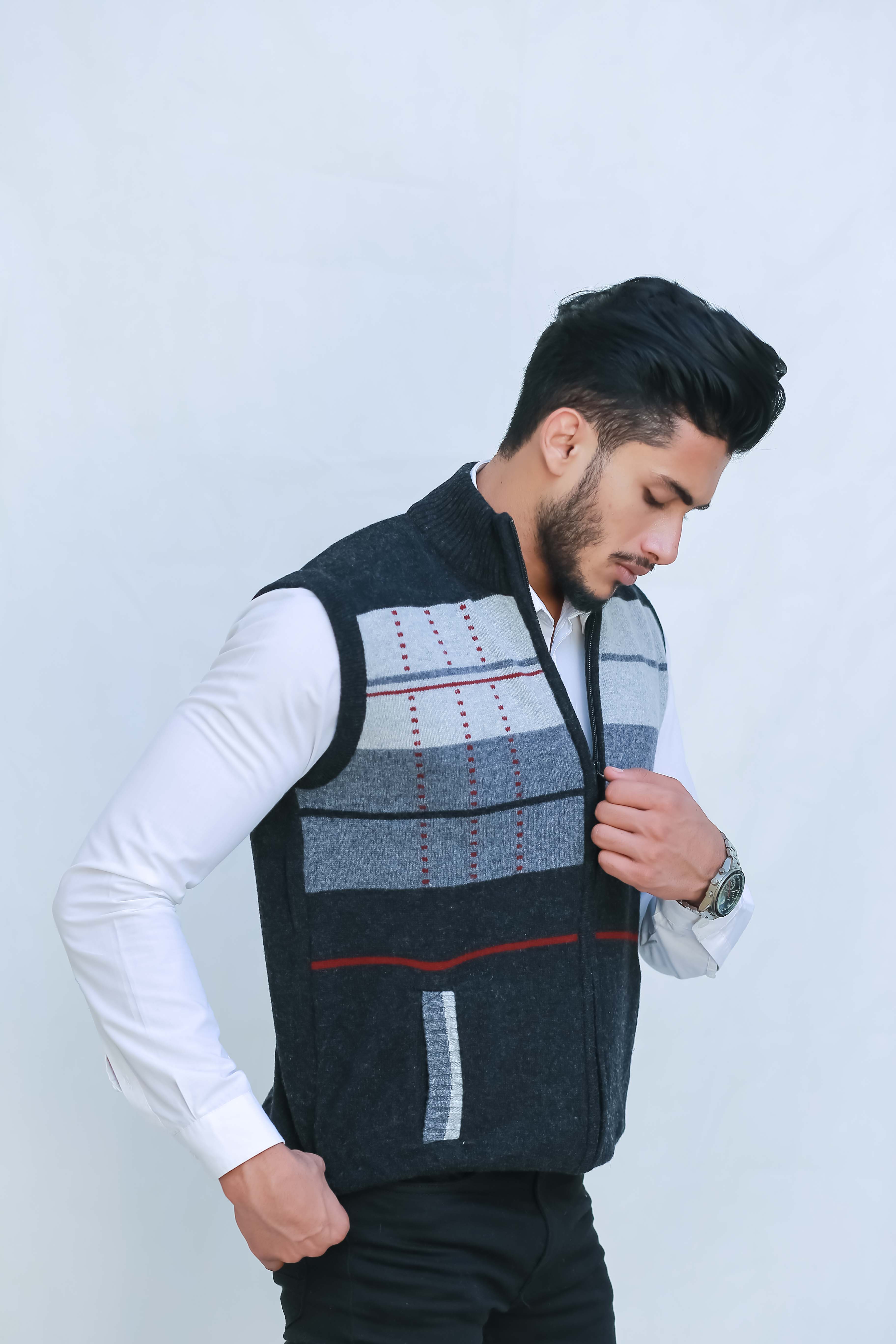 100% Lambswool Sleeveless Zipper