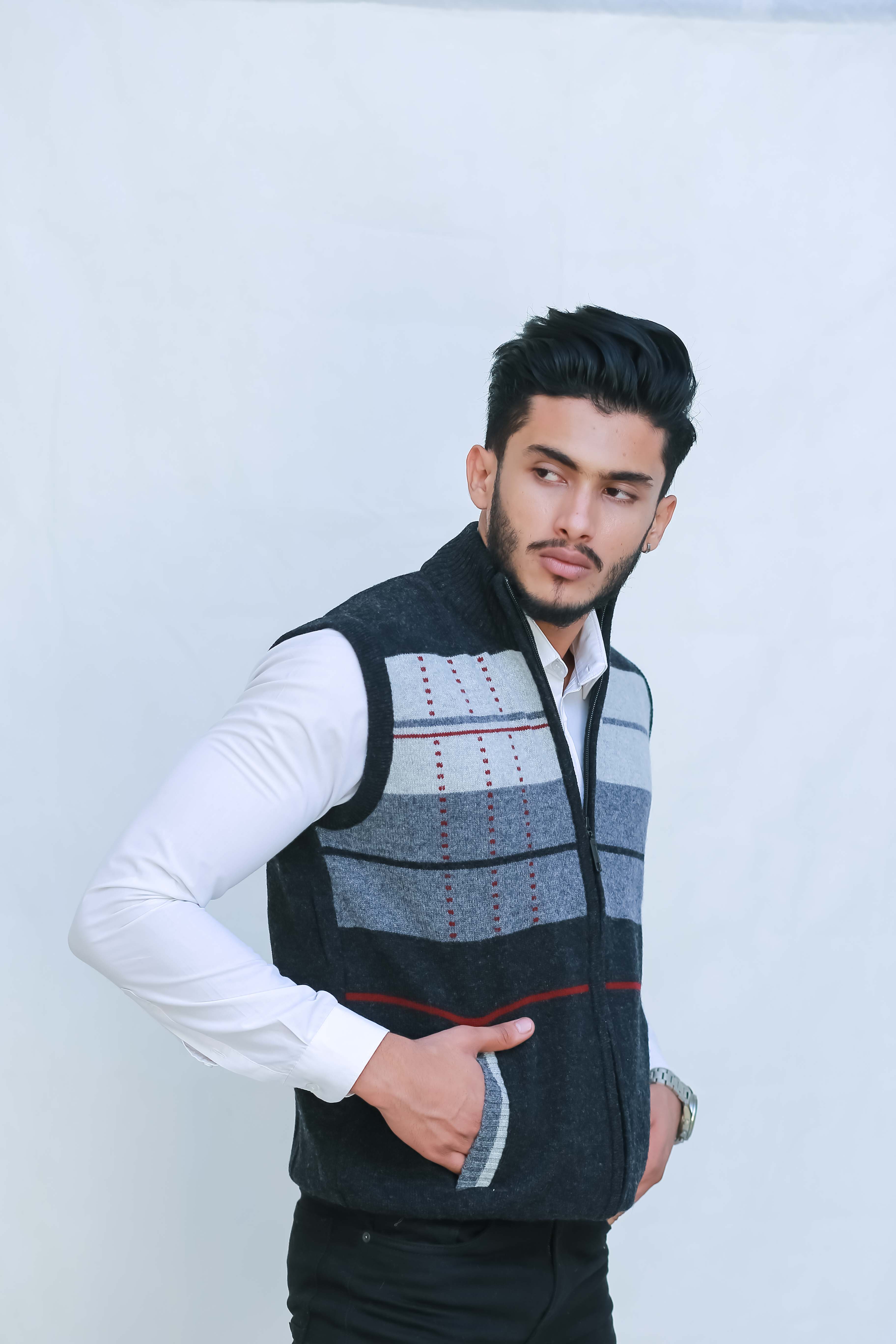 100% Lambswool Sleeveless Zipper