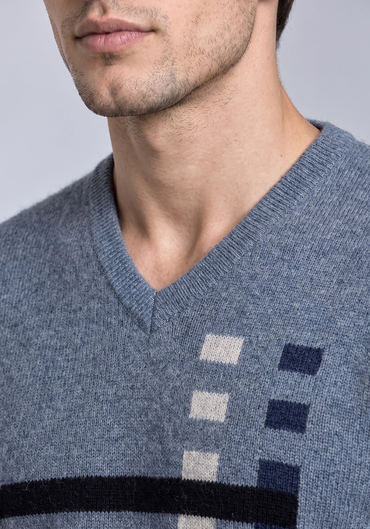 100% Lambswool Gray Blue Pullover