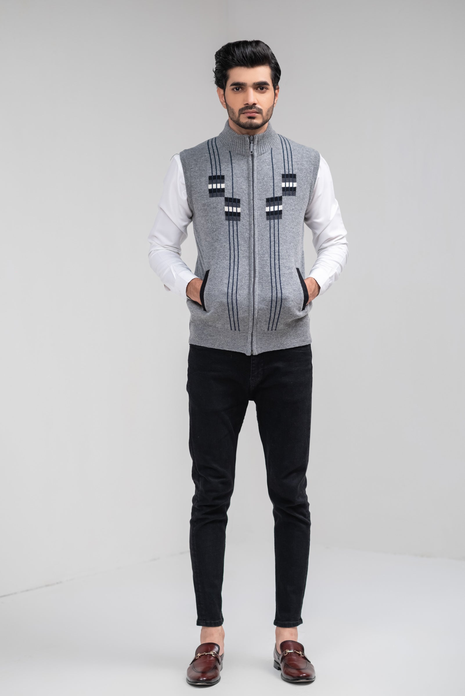 100% Lambswool Sleeveless Zipper