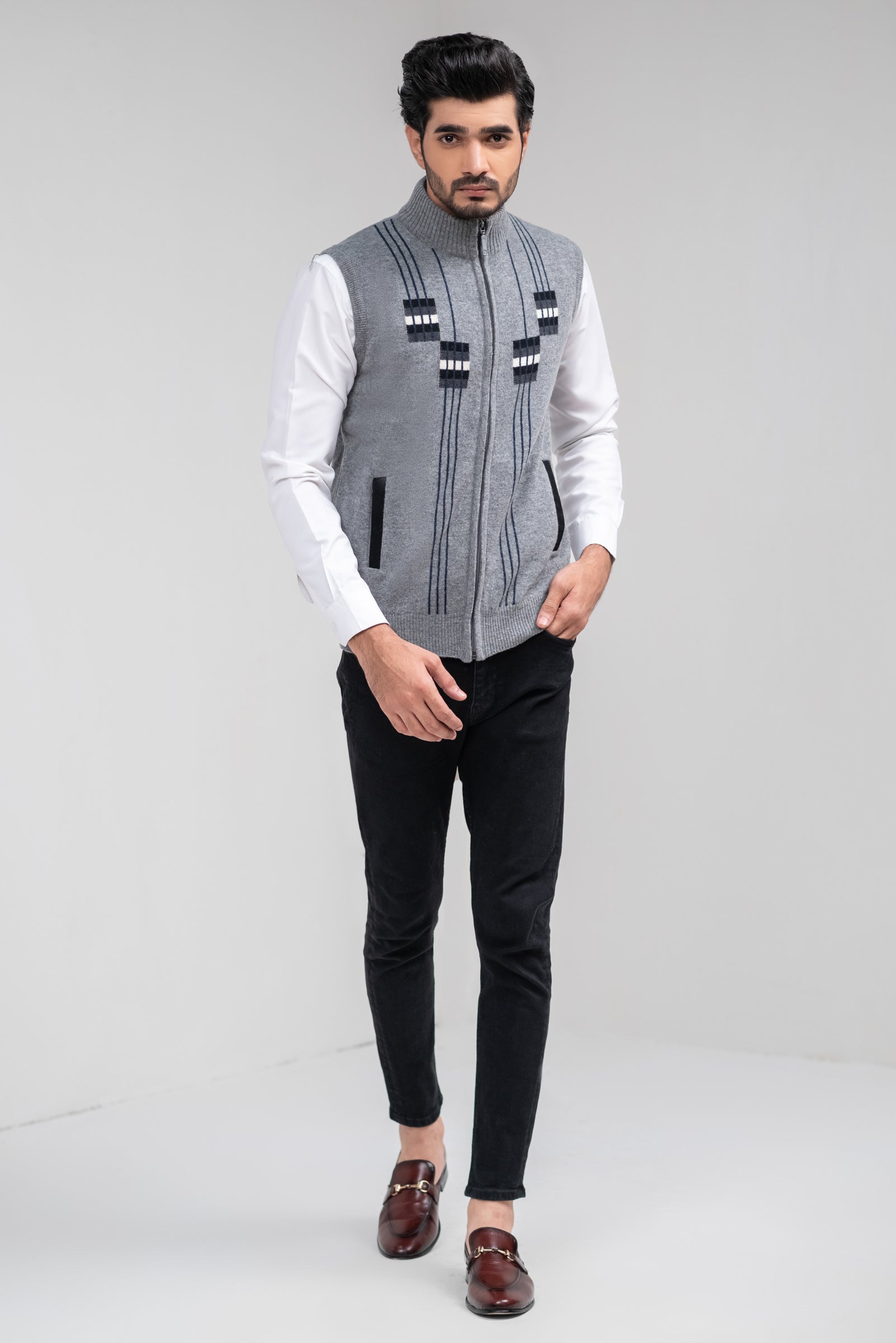 100% Lambswool Sleeveless Zipper