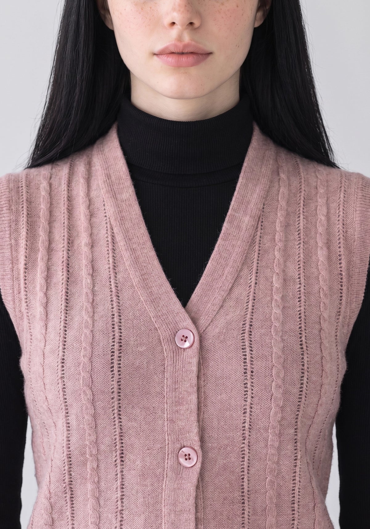 100% Lambswool Lt Pink Sleeveless Cardigan