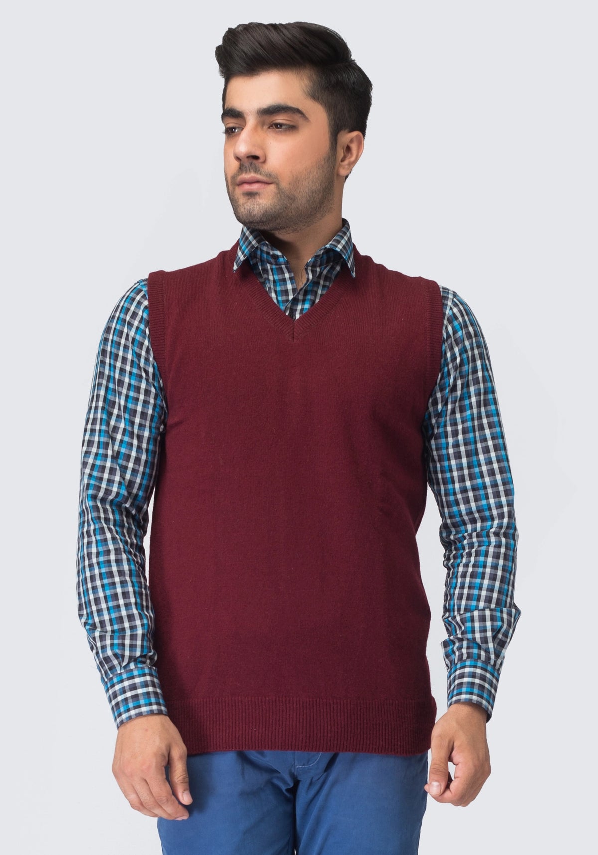 100% Lambswool Plain Maroon Sleeveless