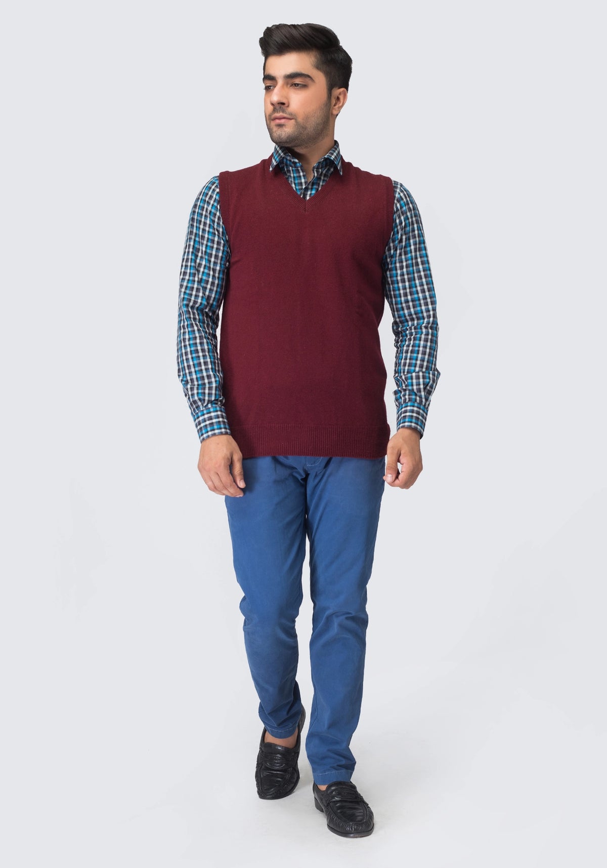 100% Lambswool Plain Maroon Sleeveless
