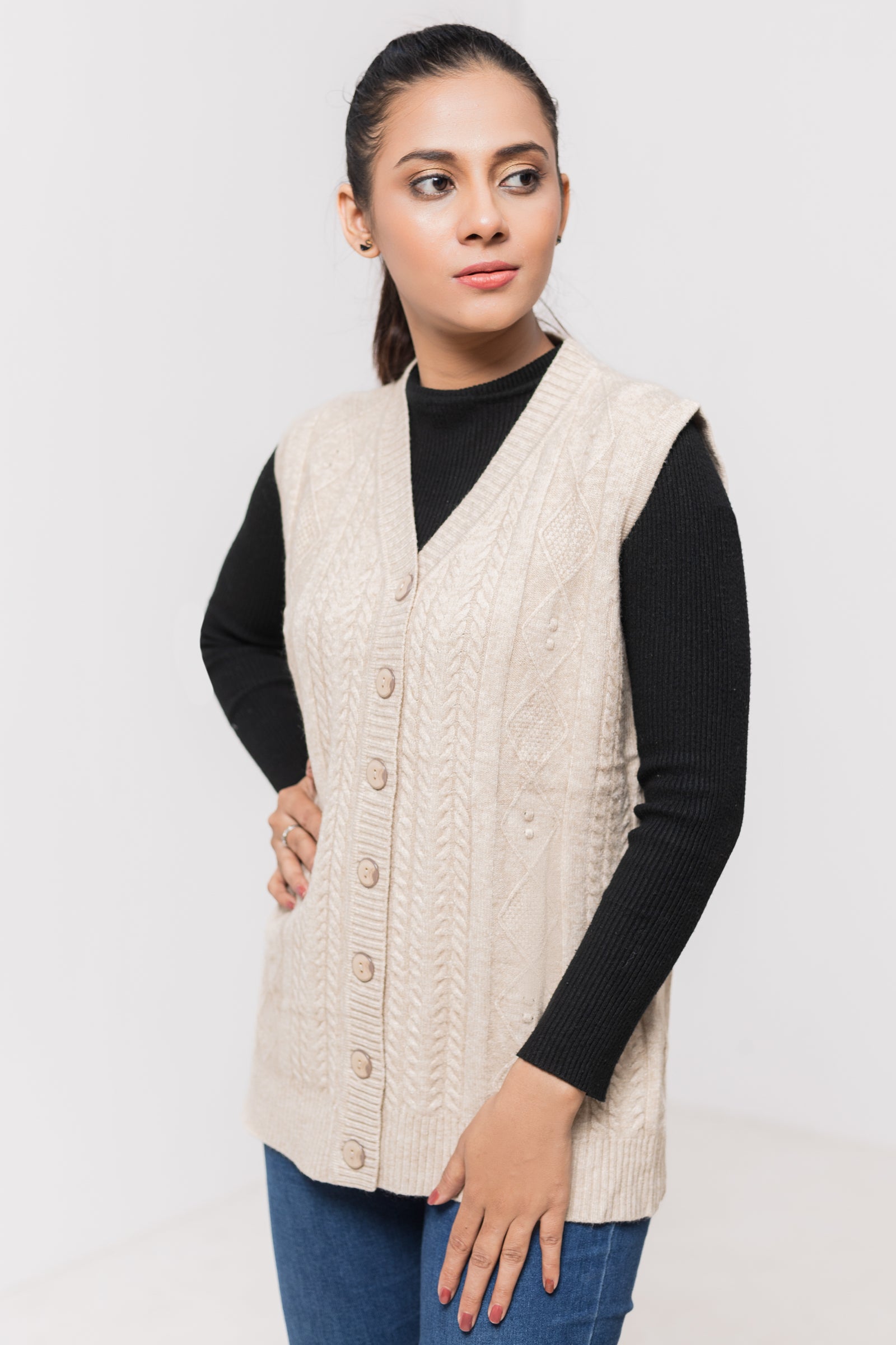 Acrylic Wool Sleeve Less Cardigan