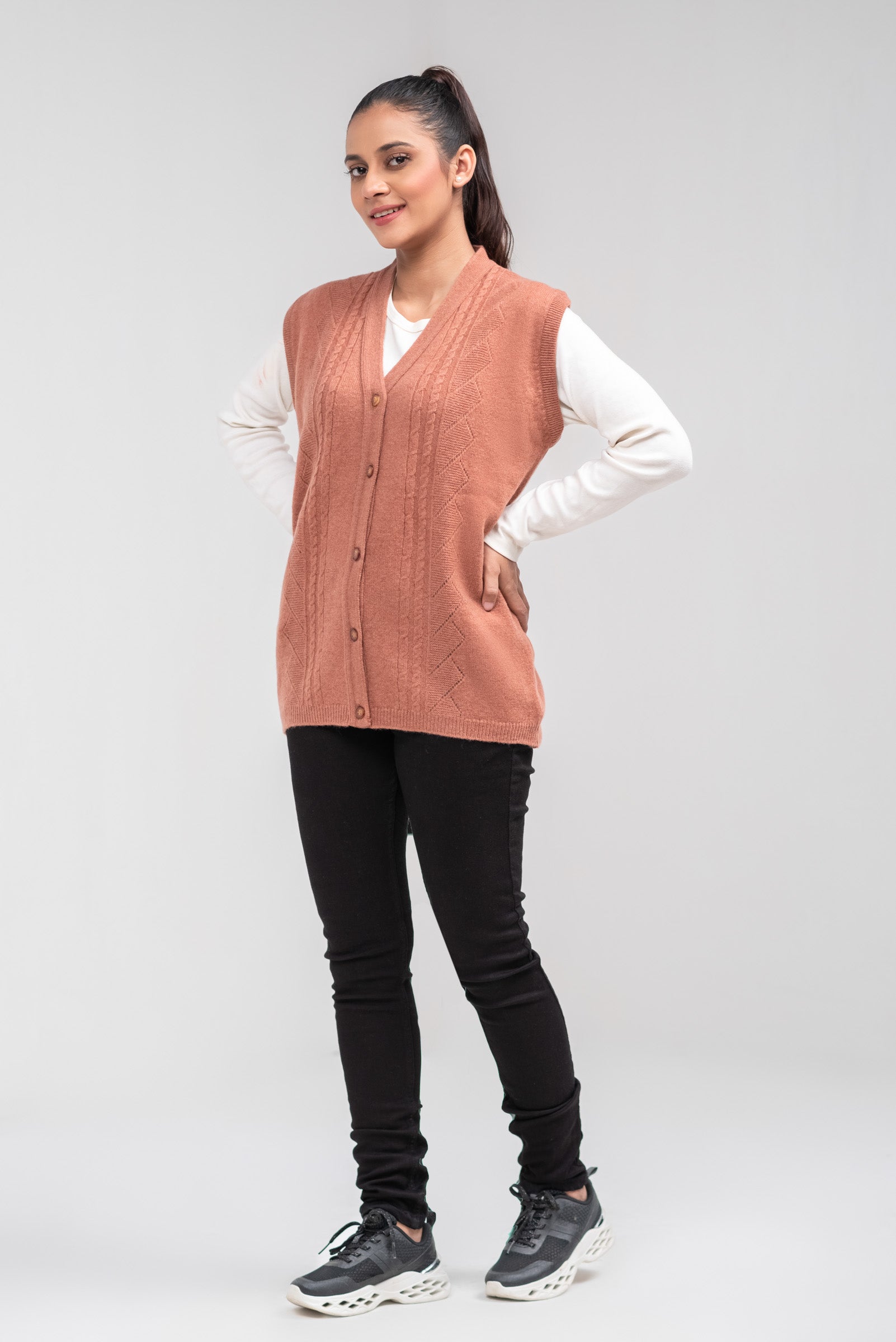 100% Lambswool Sleeve Less Cardigan