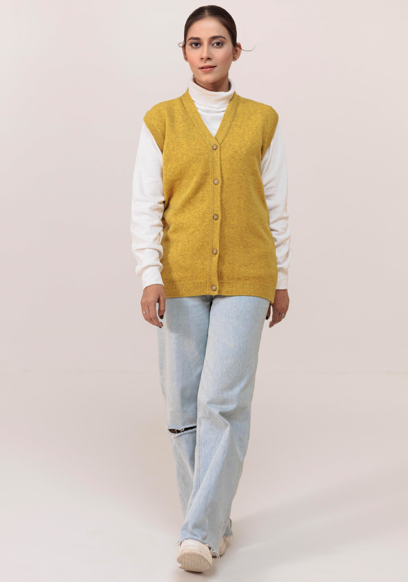 100% Lambswool Plain Sleeve Less Cardigan – Oxford Store