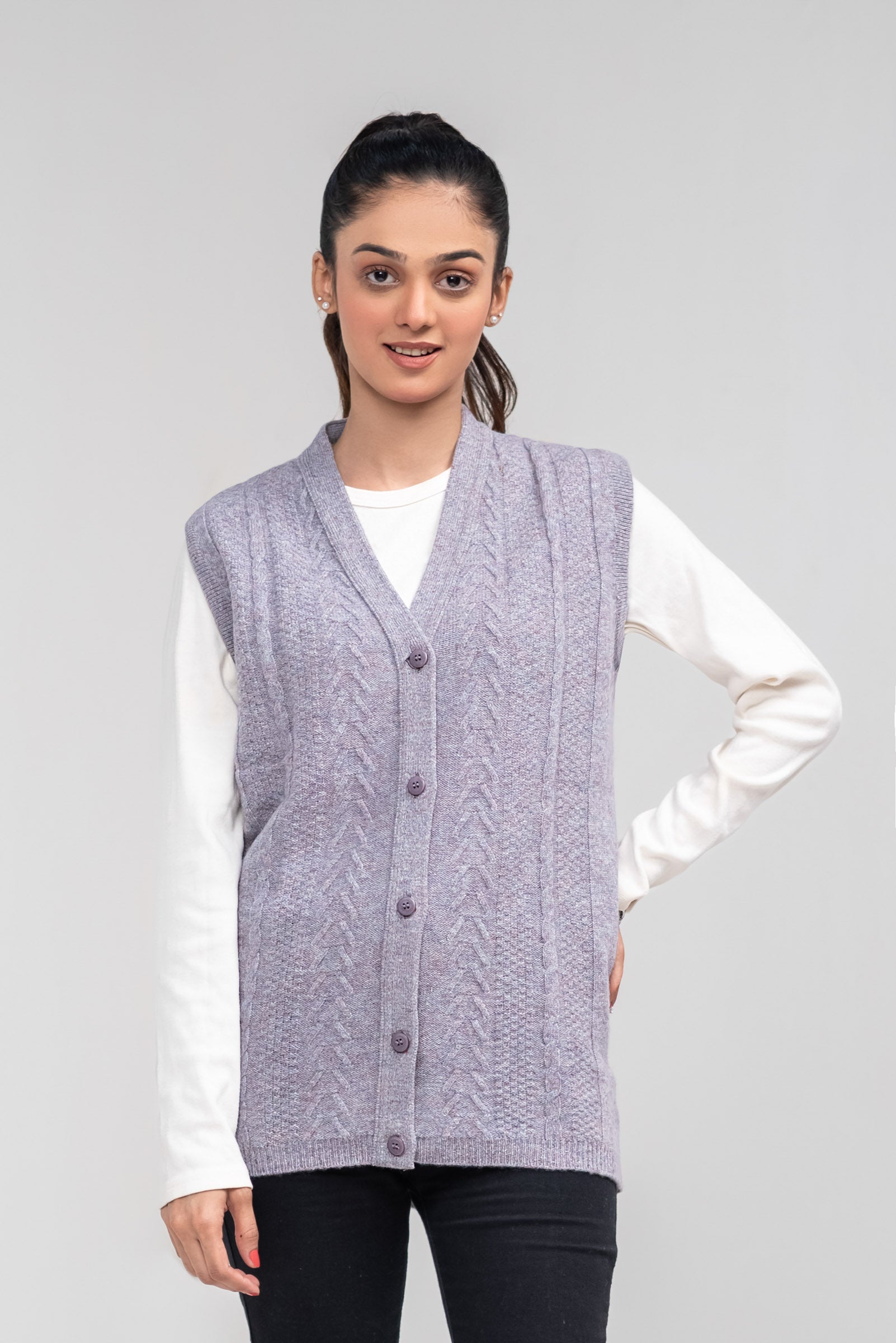 100% Lambswool Sleeve Less Cardigan