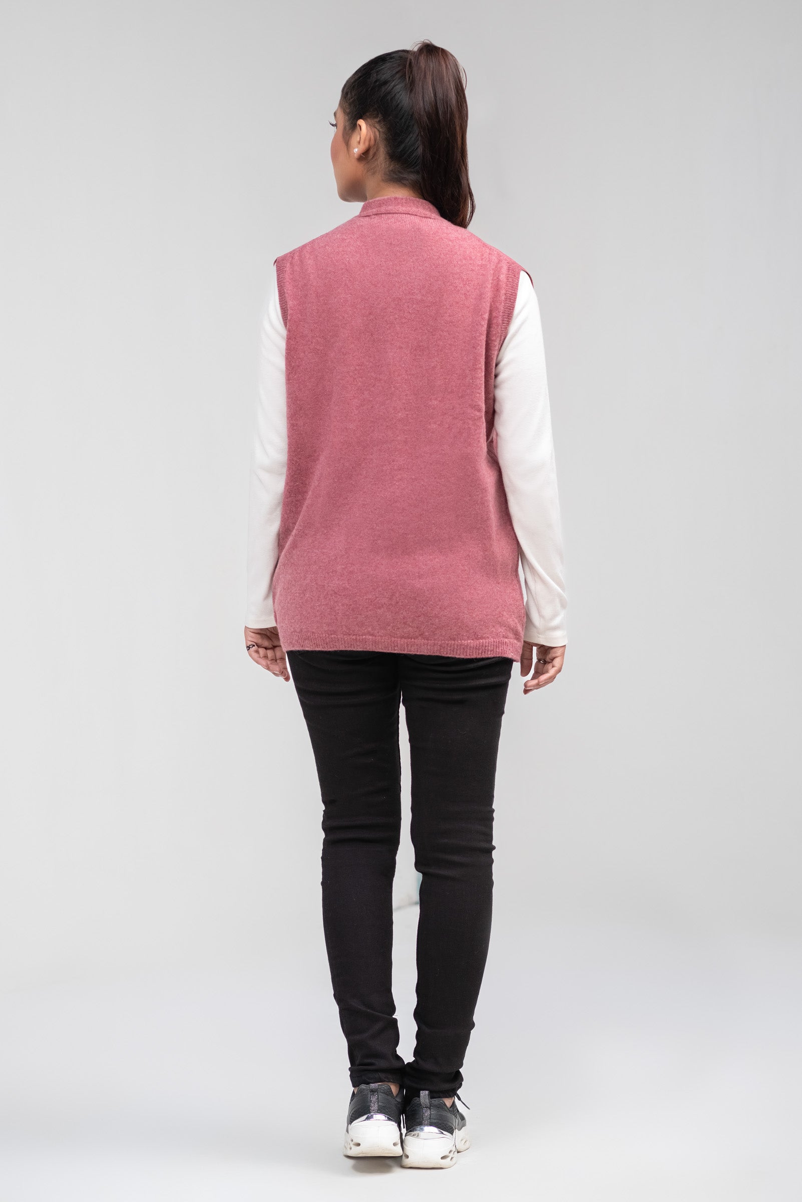 100% Lambswool Sleeve Less Cardigan