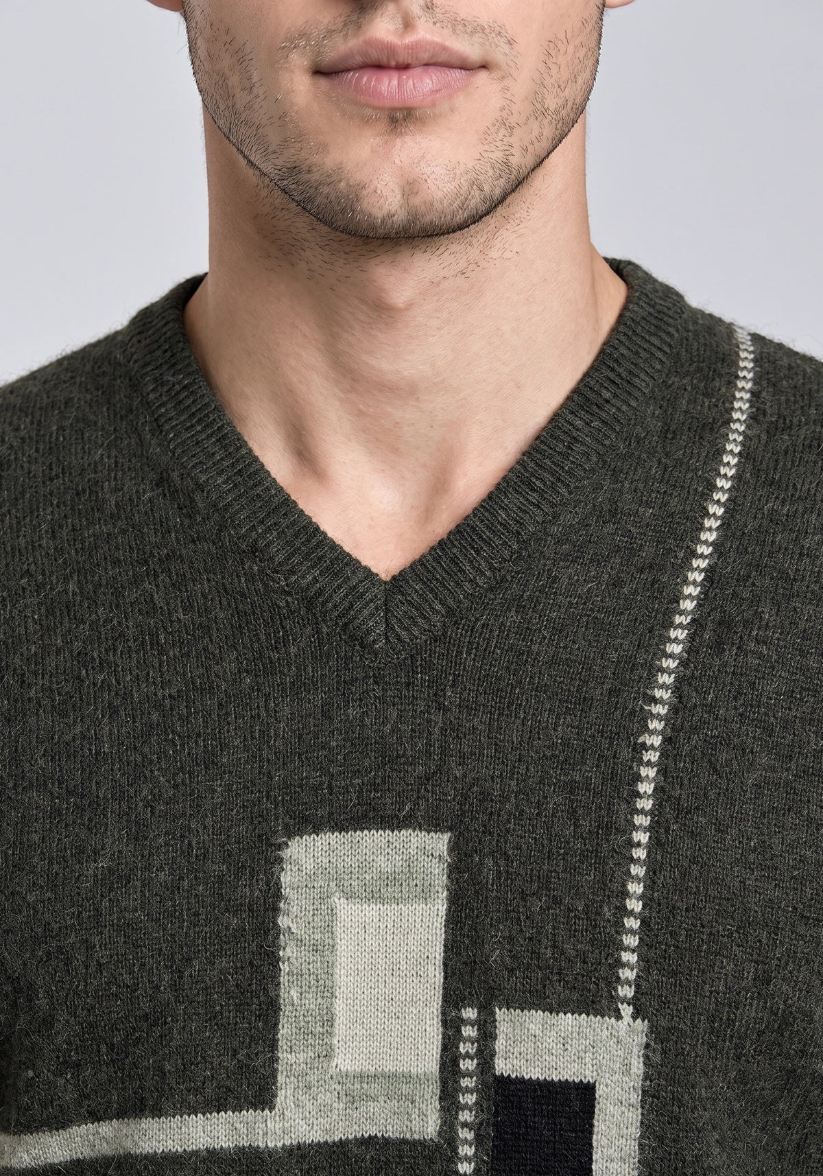 100% Lambswool Dk Olive Green Pullover