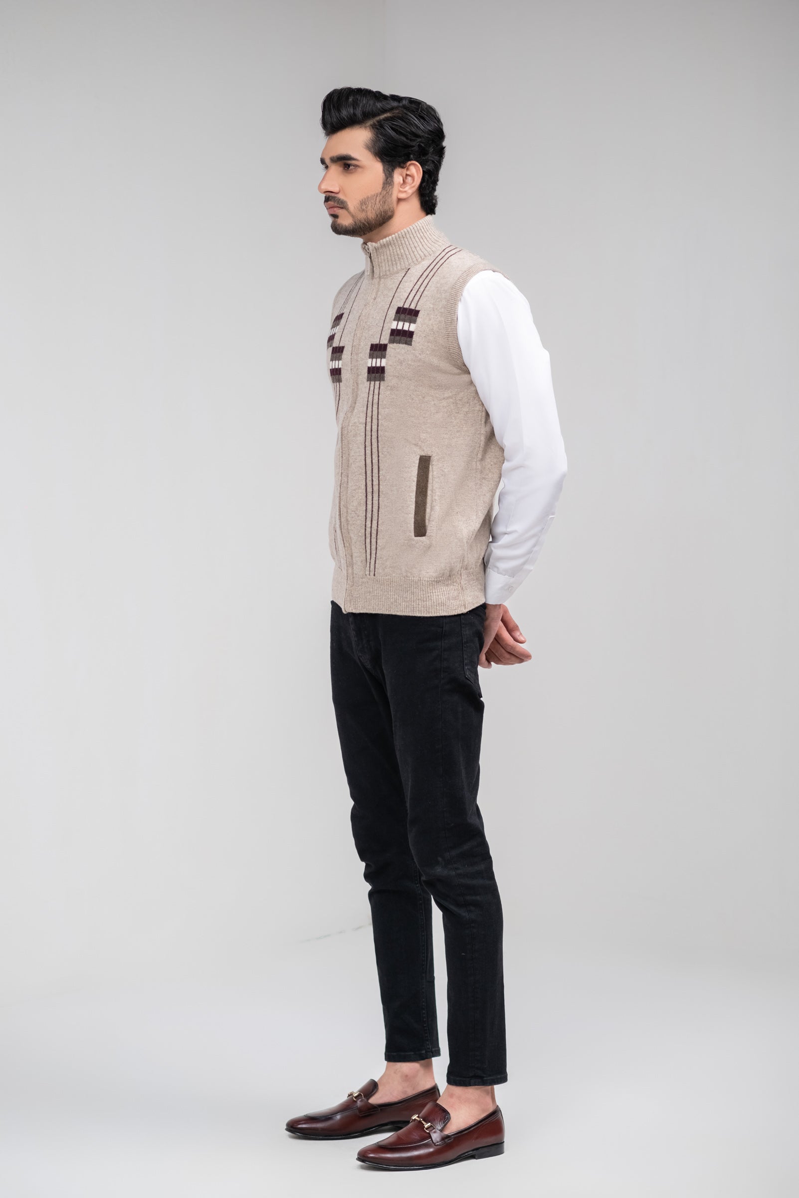 100% Lambswool Sleeveless Zipper