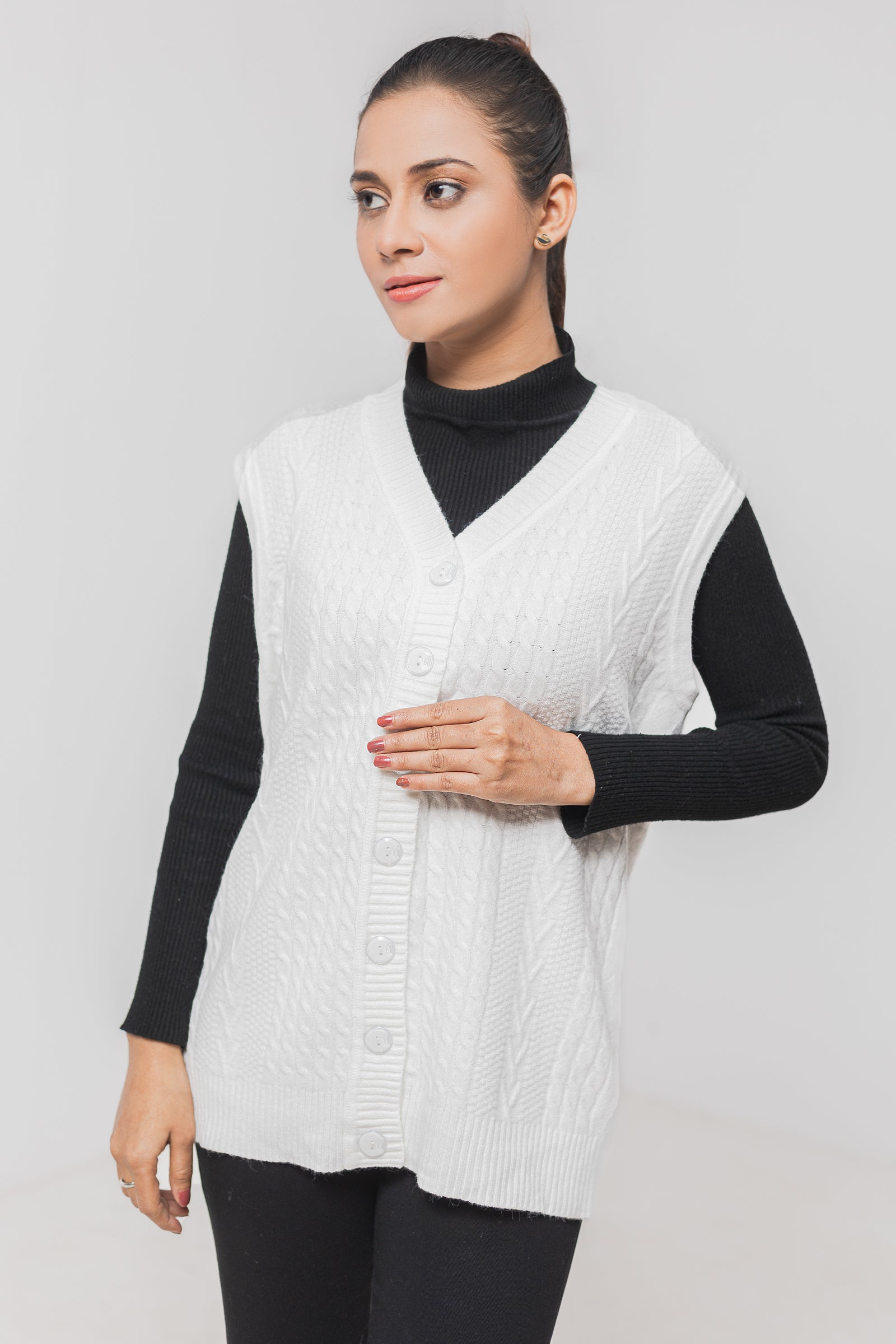 Acrylic Wool Sleeve Less Cardigan